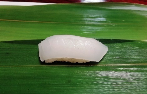 アオリイカは甘味 旨味が多く ねっとりとした食感が特徴です らかん寿司松月のブログ